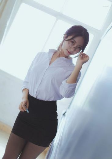 在线播放国产极品模特_BD韩语全集免费播放