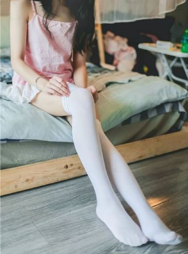 乌兰图雅结婚简介资料_国产剧动漫在线观看